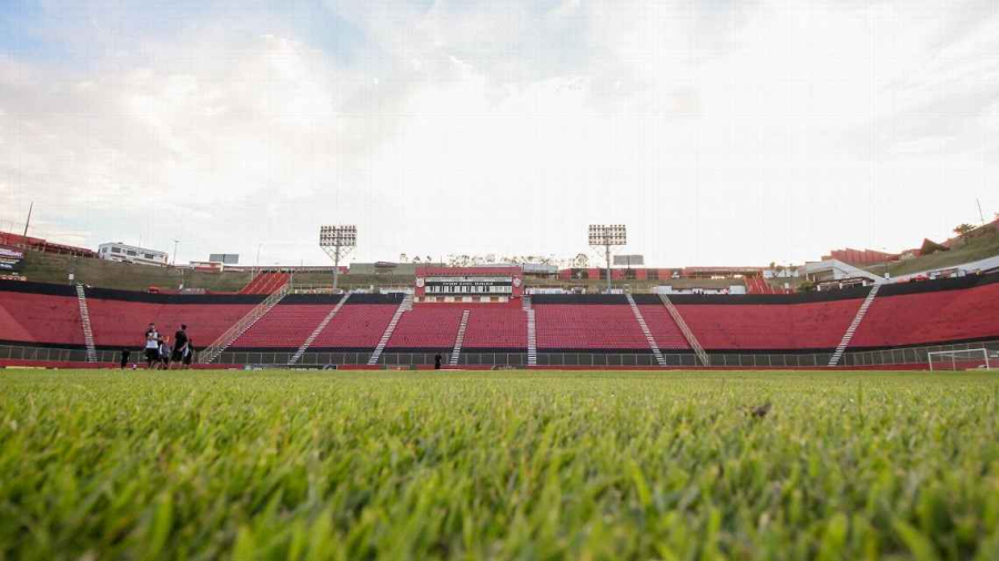 JOGO DOS DESESPERADOS: Vitória x Santos onde assistir ao vivo, horário e prováveis escalações do jogo do Brasileirão